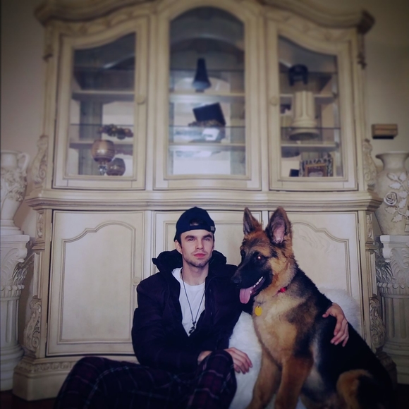 Meet your Posher, Chase - Picture 1 of 1